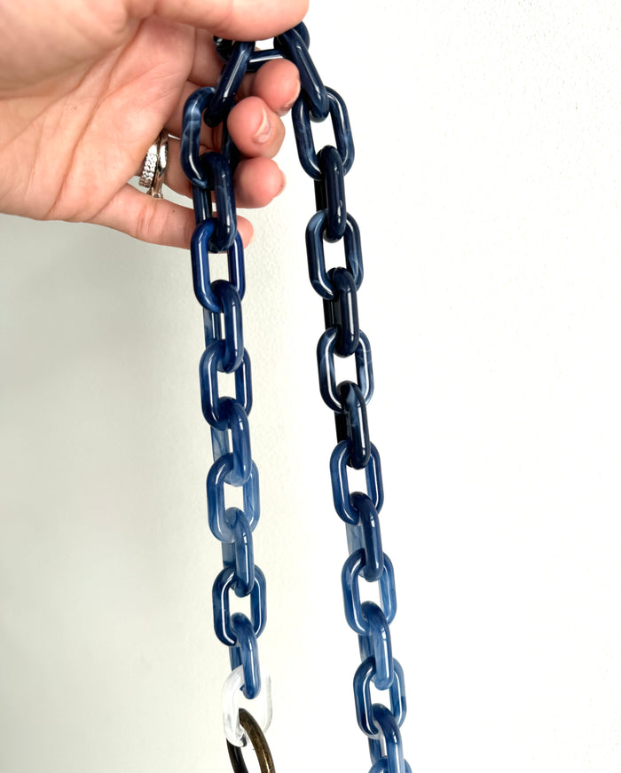 Navy Ombré Acrylic Chain Shoulder Strap
